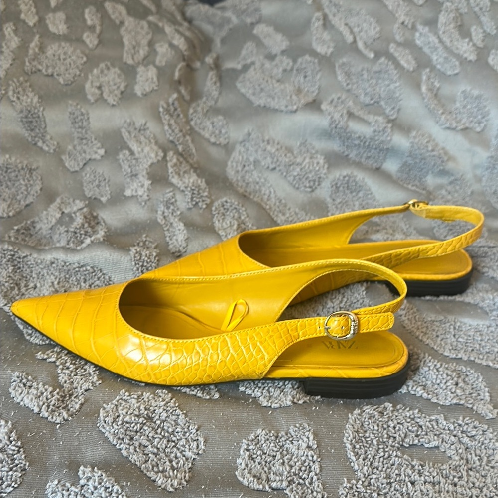 Zara Yellow Slingback Flats Sleek Minimalist Design - Picture 1 of 4